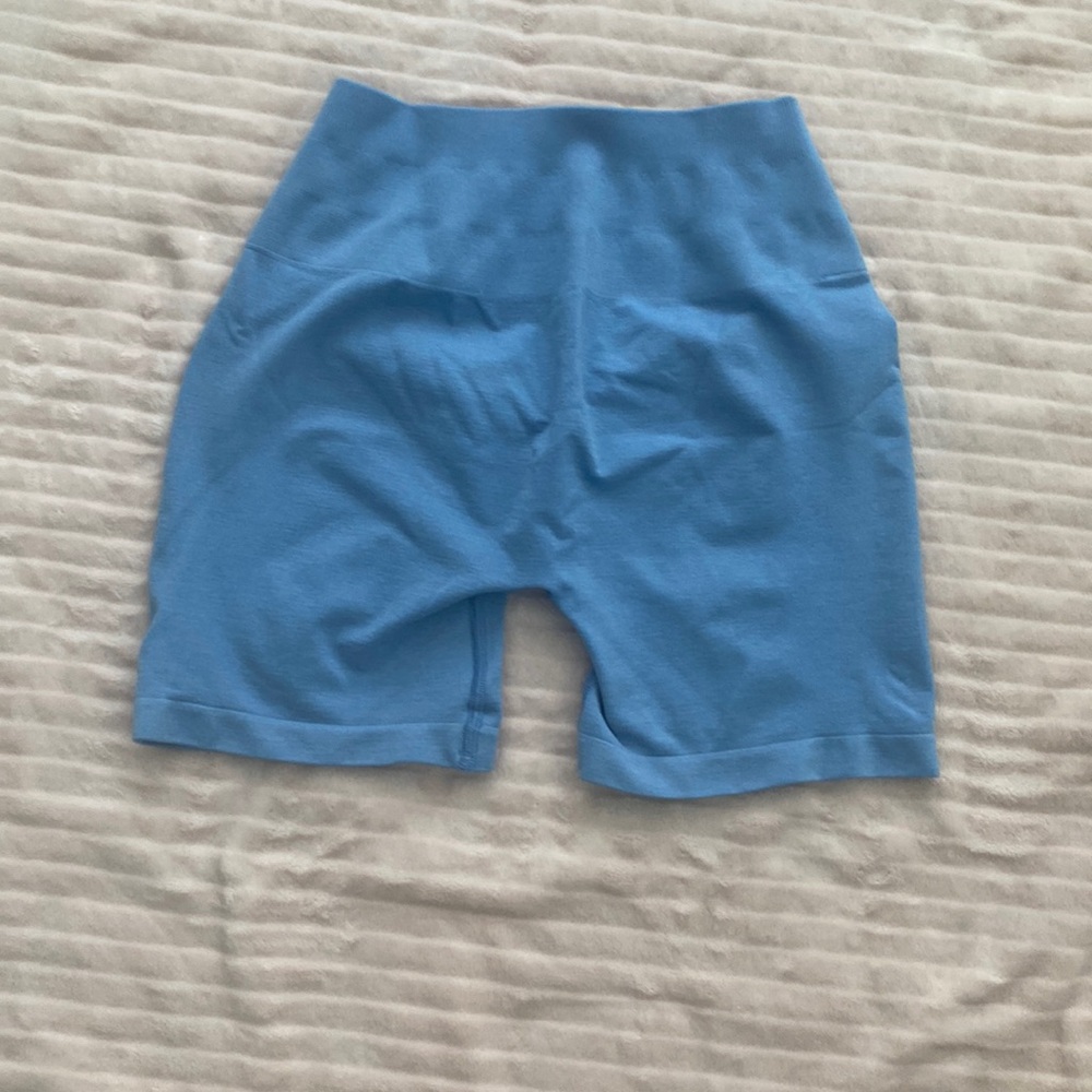 Alphalete Amplify Shorts - Size M, Washed Denim